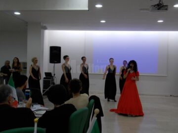 Artiști din România și Republica Moldova, într-un spectacol emoționant desfășurat pe pământ italian