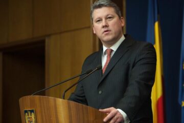 Cătălin Predoiu Foto: http://www.expresspress.ro/