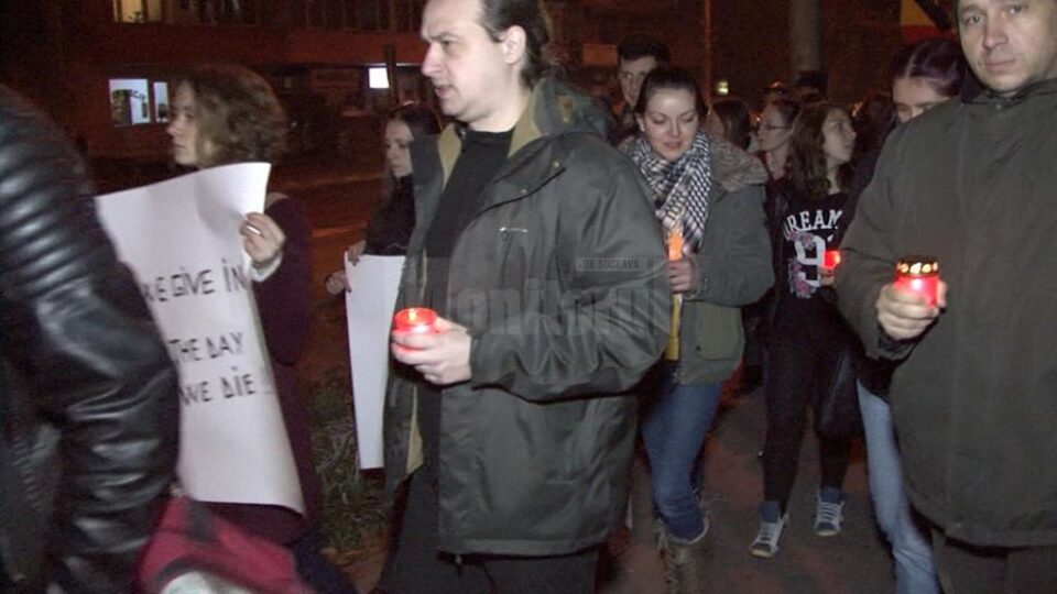 „Marș de doliu. Colectiv”, aseară, pe străzile Sucevei