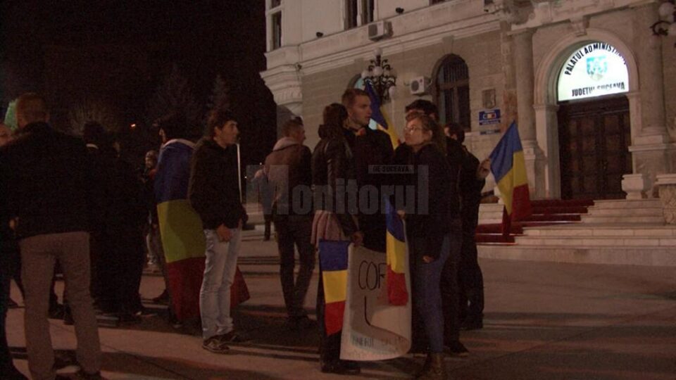 „Marș de doliu. Colectiv”, aseară, pe străzile Sucevei