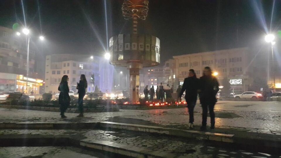 Tinerii au ieșit în stradă și la Fălticeni
