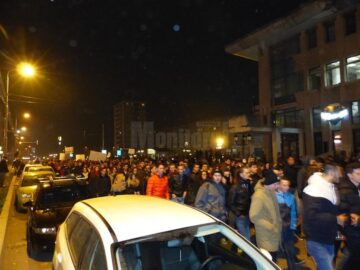 Aproape 1.500 de suceveni au mărșăluit aseară pe străzile orașului