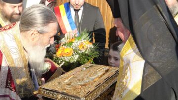 Moaștele Sfântului Ioan Gură de Aur au ajuns la Mănăstirea Intrarea Maicii Domnului în Biserică