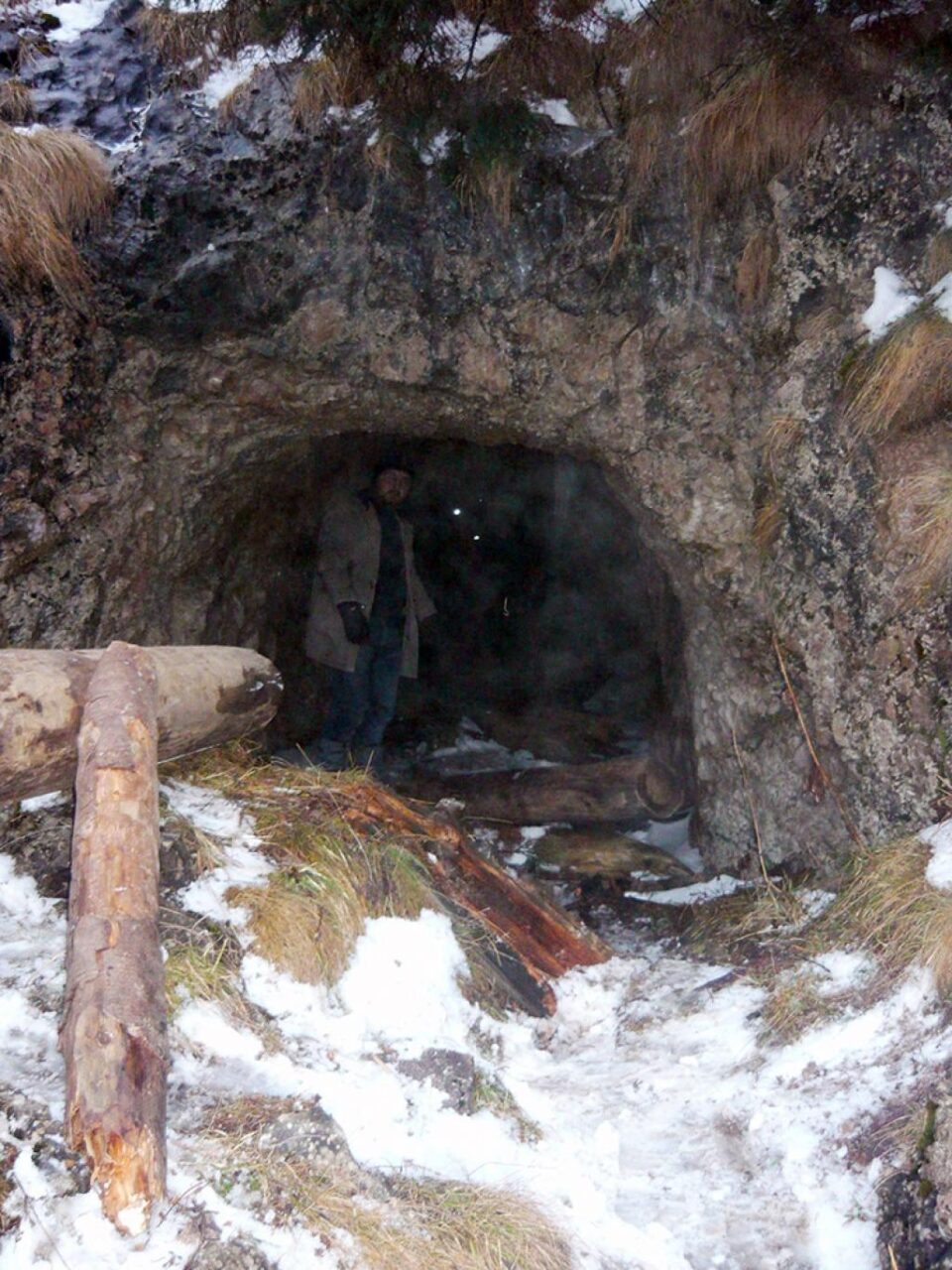 Mina a fost construită manual, în secolul XIX