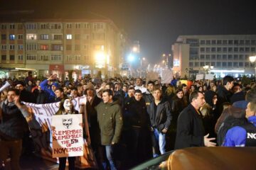 Aproape 1.500 de suceveni au mărșăluit aseară pe străzile orașului
