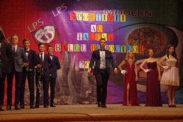 Elevii Liceului cu Program Sportiv și-au ales cei mai frumoși și talentați boboci