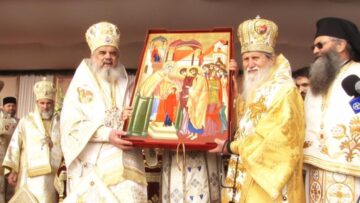 Preafericitul Daniel, Patriarhul României, a sfințit sâmbătă Mănăstirea Intrarea Maicii Domnului în Biserică, în prezența a peste 1.500 de credincioși