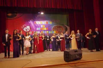 Elevii Liceului cu Program Sportiv și-au ales cei mai frumoși și talentați boboci