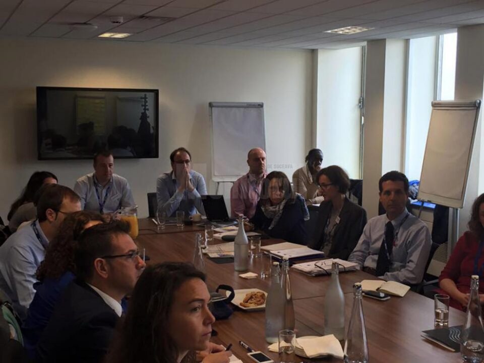 Viceprimarul Lucian Harșovschi, prezent săptămâna aceasta la Londra la întâlnirea de demarare a proiectului "Freight tails - soluții logistice inovatoare pentru transportul și distribuția de mărfuri" Viceprimarul Lucian Harșovschi, prezent săptămâna aceasta la Londra la întâlnirea de demarare a proiectului "Freight tails - soluții logistice inovatoare pentru transportul și distribuția de mărfuri"