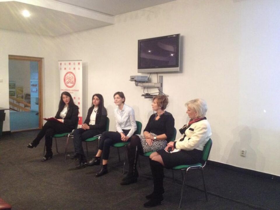 Seminarul „Alege să trăiești! Spune nu cancerului de col uterin”