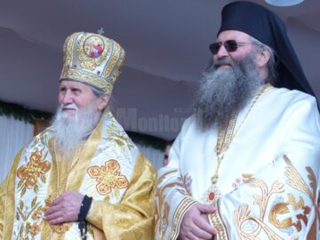 Peste 1.500 de credincioși, prezenți la sfințirea de către Patriarhul României a Mănăstirii Intrarea Maicii Domnului în Biserică, din Rădăuți