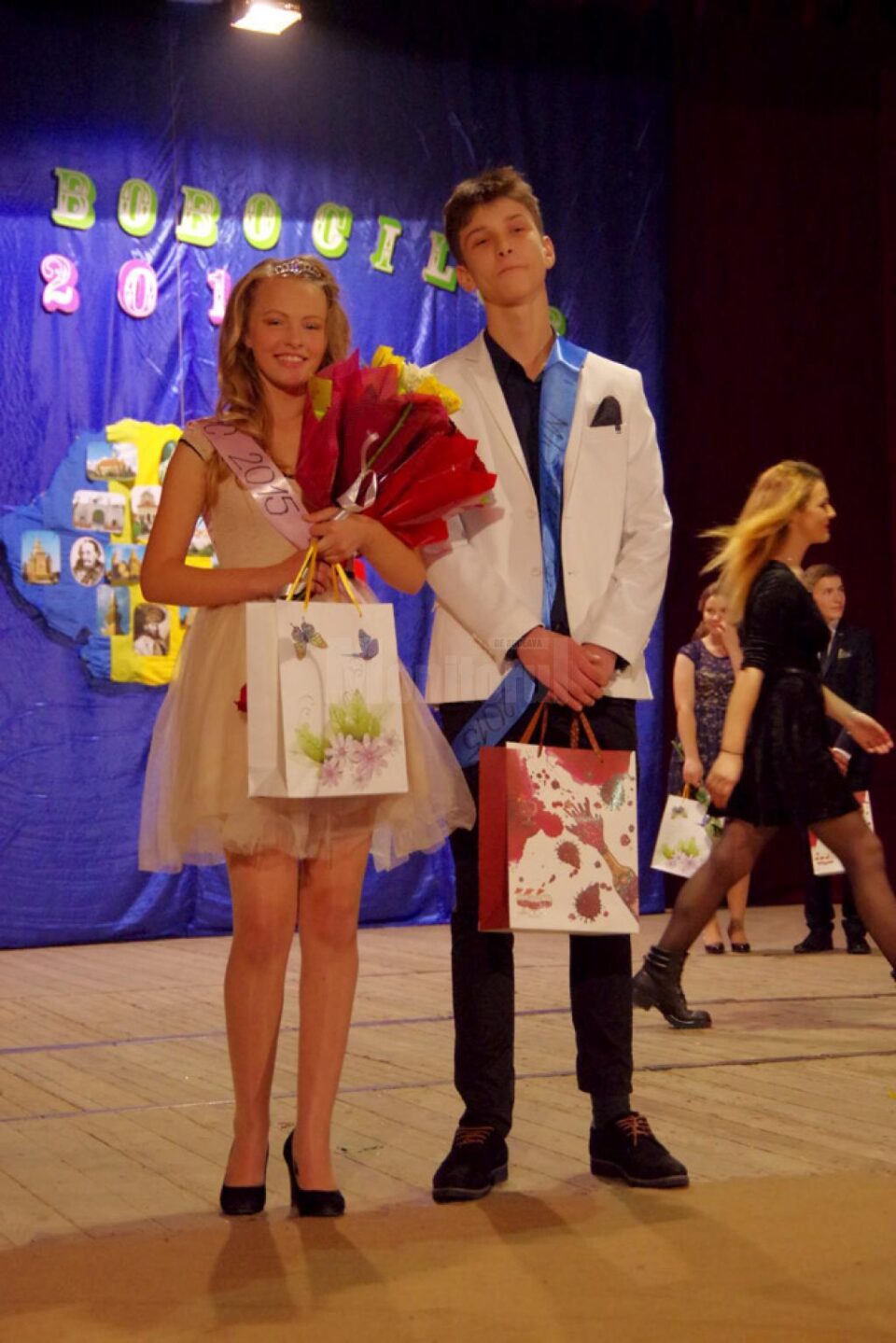 Miss Boboc a fost aleasă Casiana Login, iar Mister Boboc a fost desemnat Vlad Costeniuc Miss Boboc a fost aleasă Casiana Login, iar Mister Boboc a fost desemnat Vlad Costeniuc