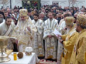 Sfințirea Mănăstirii Intrarea Maicii Domnului în Biserică, din Rădăuți