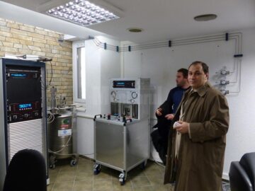 Laboratoare ale Universității din Suceava, dotate cu echipamente performante, de sute de mii de euro