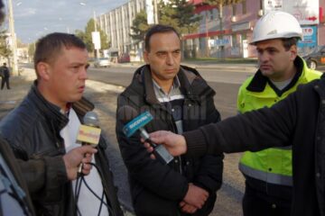 Lucrările au fost sistate când urma să mai fie redată circulației o porțiune din strada Traian Vuia