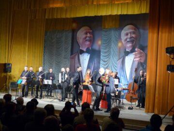 Concertul „Adio, doamnă”, susținut de maestrul Tudor Gheorghe pe scena suceveană