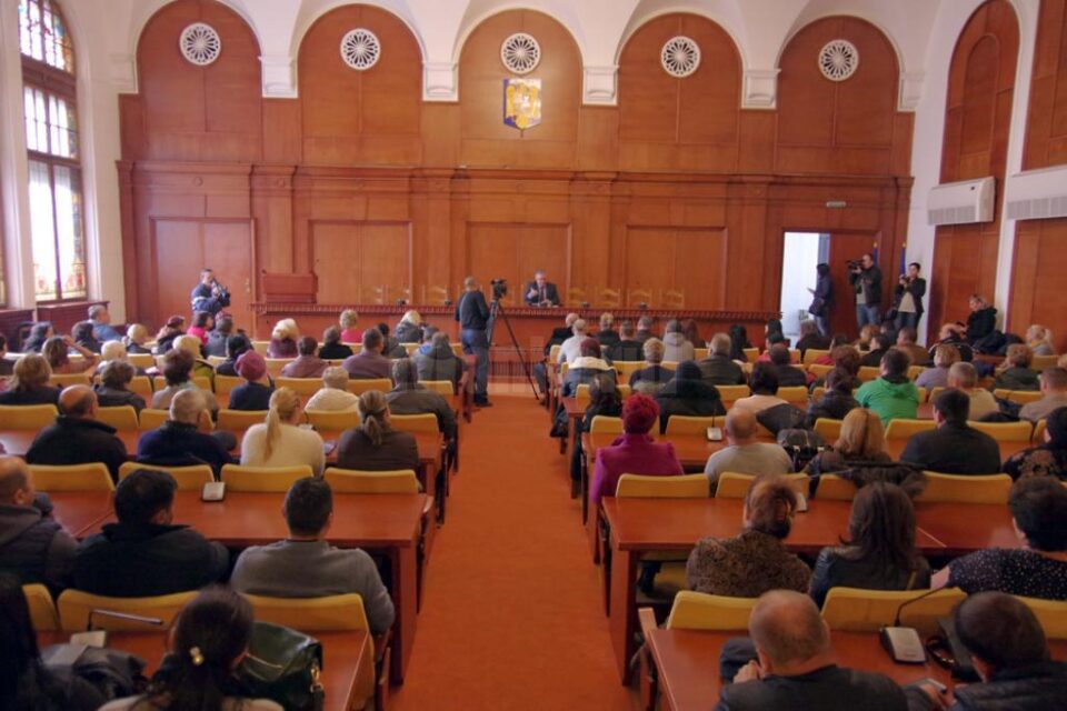 Bazariștii au fost invitați de Ilie Niță în Consiliul Județean pentru a-și spune solicitările