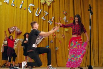 „România din inima ta”, la Balul Bobocilor de la Colegiul „Alexandru Ioan Cuza” Suceava