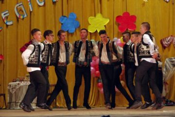 „România din inima ta”, la Balul Bobocilor de la Colegiul „Alexandru Ioan Cuza” Suceava