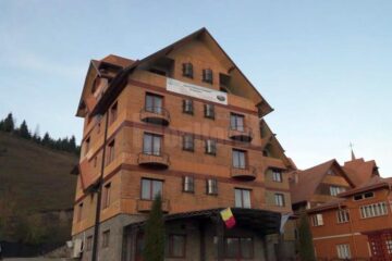 Baza de odihnă și tratament, construită aproape exclusiv din lemn, nu a avut niciodată aviz de securitate împotriva incendiilor