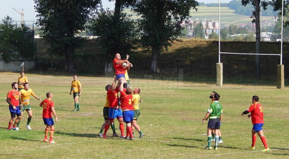 Rugbiul sucevean rezistă eroic pe baricade