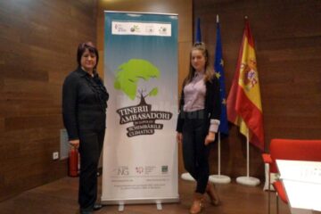 Marta Florescu alături de prof. Marinela Mocanu