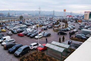 Premii fabuloase la Iulius Mall, la Black Weekend Sales