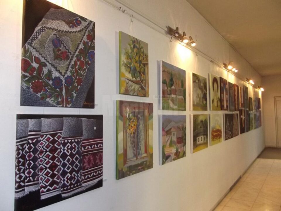 Expoziția „Anotimpuri” a Grupului artistic independent DOMINO