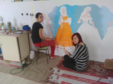 Nicoleta Ciubotariu și Raluca Mihaela Daniliuc, la muncă