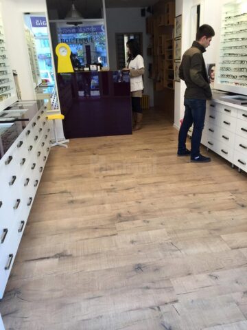 Consultații gratuite, servicii complete de optică medicală și cele mai bune oferte la Opti Boutique Suceava