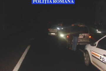 Blocaje în trafic, pe DN 17, după o mașină încărcată cu țigări