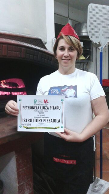O suceveancă stabilită în Italia va deschide o școală de pizzeri în Suceava