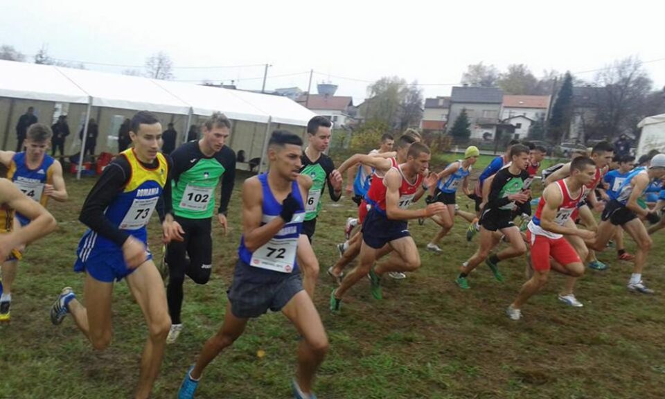 Andrei Dorin Rusu (72) a câștigat bronzul balcanic la individual și argintul cu echipa României