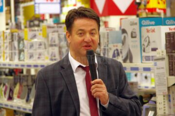Lucian Vacariuc, directorul Auchan Suceava