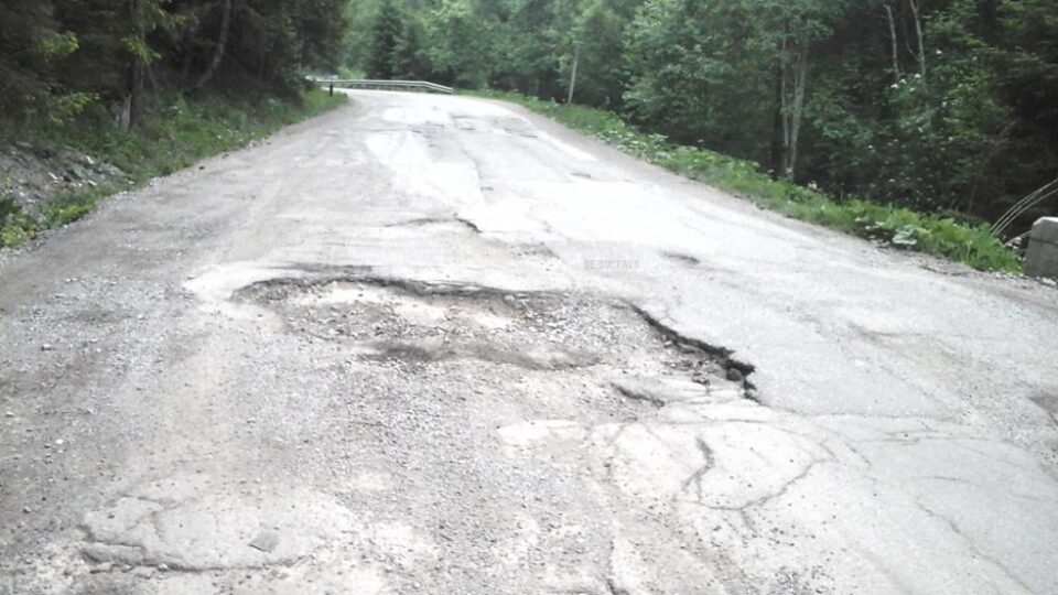 Tronsonul de la Cârlibaba și până la limita teritorială cu Maramureșul va fi reabilitat începând din primăvară Tronsonul de la Cârlibaba și până la limita teritorială cu Maramureșul va fi reabilitat începând din primăvară