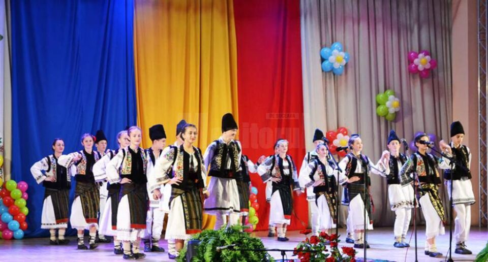 Zilele Culturii Tradiționale Românești, la Cernăuți