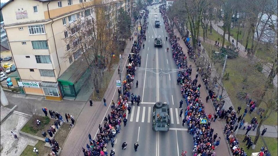 Pe 1 Decembrie, de la ora 12.00, vor fi organizate parada militară și expoziția de tehnică militară Pe 1 Decembrie, de la ora 12.00, vor fi organizate parada militară și expoziția de tehnică militară