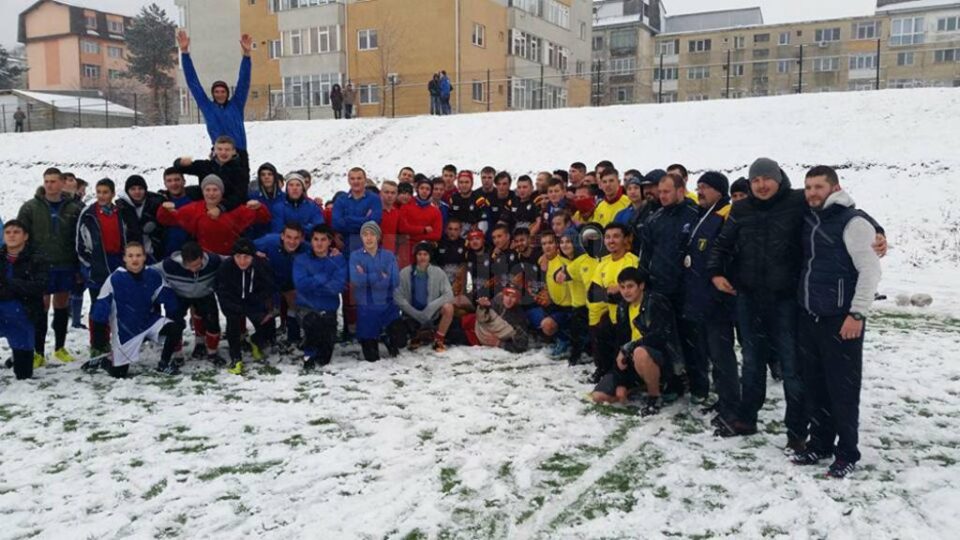 Noul stadion cu teren sintetic de la Liceul cu Program Sportiv Suceava a găzduit miercuri după-amiază prima competiție de rugby