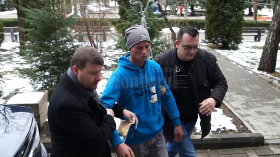 Ilie Morari s-a ascuns o noapte în pădure, însă a fost prins de polițiști a doua zi, fiind arestat pentru tentativă de omor