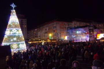 Câteva mii de suceveni au asistat la spectacolele de Ziua Națională