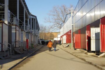 În ciuda numeroaselor modificări, pompierii au refuzat să autorizeze bazarul