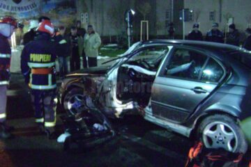 Accident violent cu un BMW în centrul orașului Gura Humorului