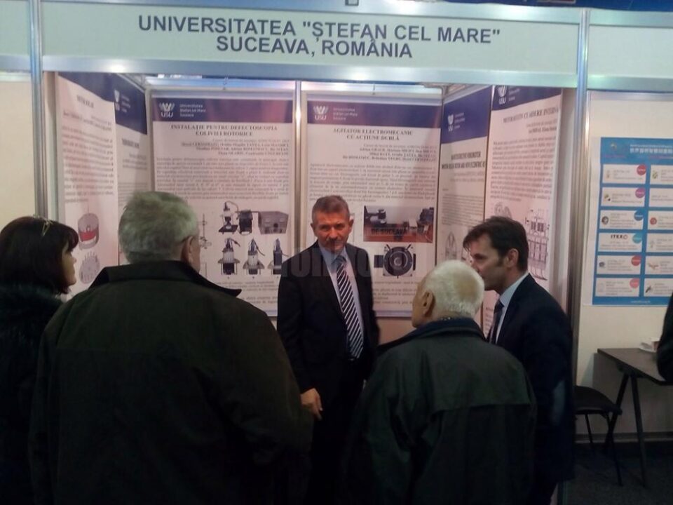 Medalii și diplome pentru universitarii suceveni la „Infoinvent” Chișinău