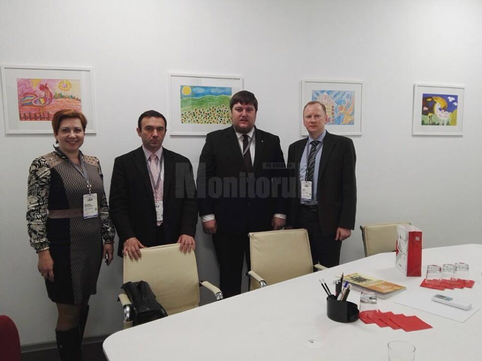 Tudor Afanasov (al doilea din dreapta), la evenimentul economic de la Moscova