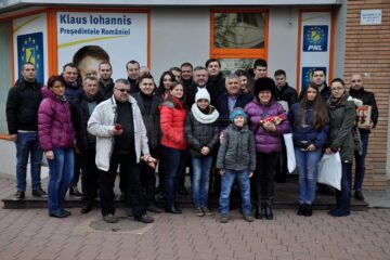 Echipa PNL, în frunte cu Ioan Balan, a adus bucurie copiilor din Suceava, în ajun de Moș Nicolae