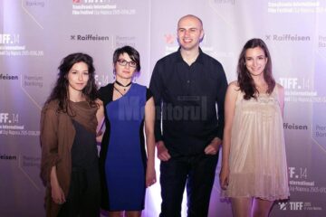 Adrian Țofei și actrițele din filmul câștigător al marelui premiu de la Sidney
