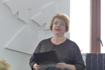 Alexandra Bejinaru, directoarea colegiului