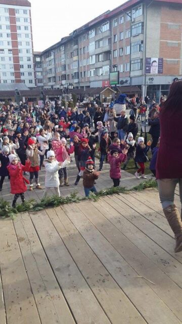 Campania „Cutiuța veselă”, o campanie de strângere de cadouri pentru copiii din centrele de plasament sucevene
