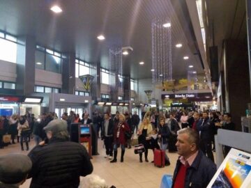 Flashmob Bucovina, pe Aeroportul Internațional Otopeni
