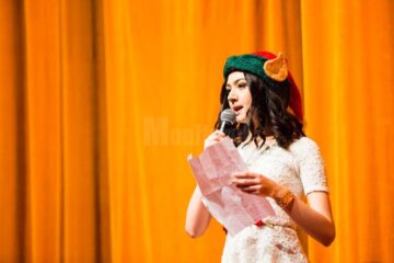 Elevii Colegiului „Petru Rareș” au strâns peste 9.000 de lei pentru copiii îngrijiți de părintele Negrea, din Podu Coșnei